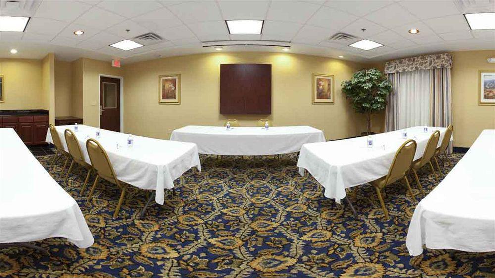 Holiday Inn Express Hotel & Suites Cleveland-Richfield By Ihg Brecksville Exterior foto
