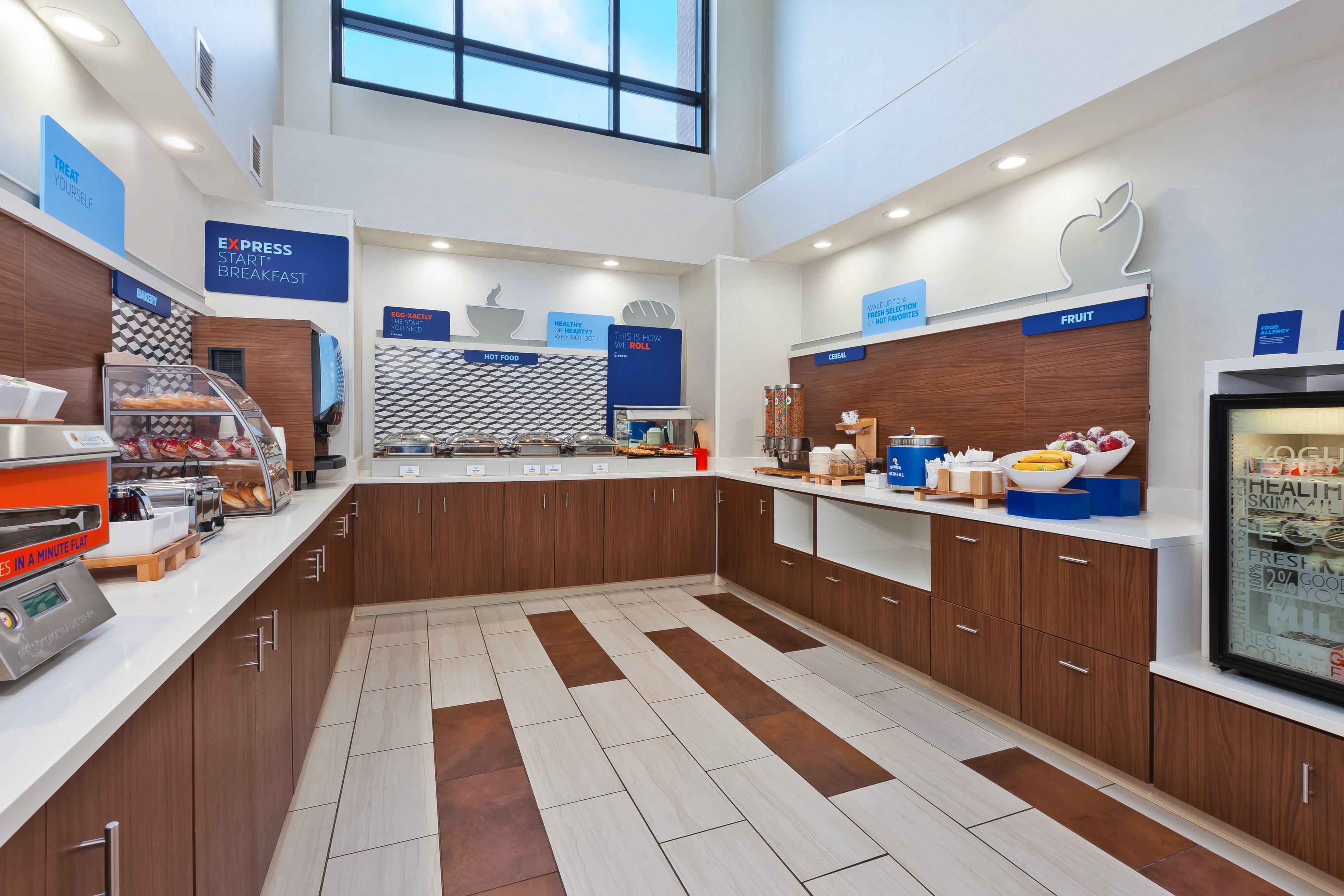 Holiday Inn Express Hotel & Suites Cleveland-Richfield By Ihg Brecksville Exterior foto