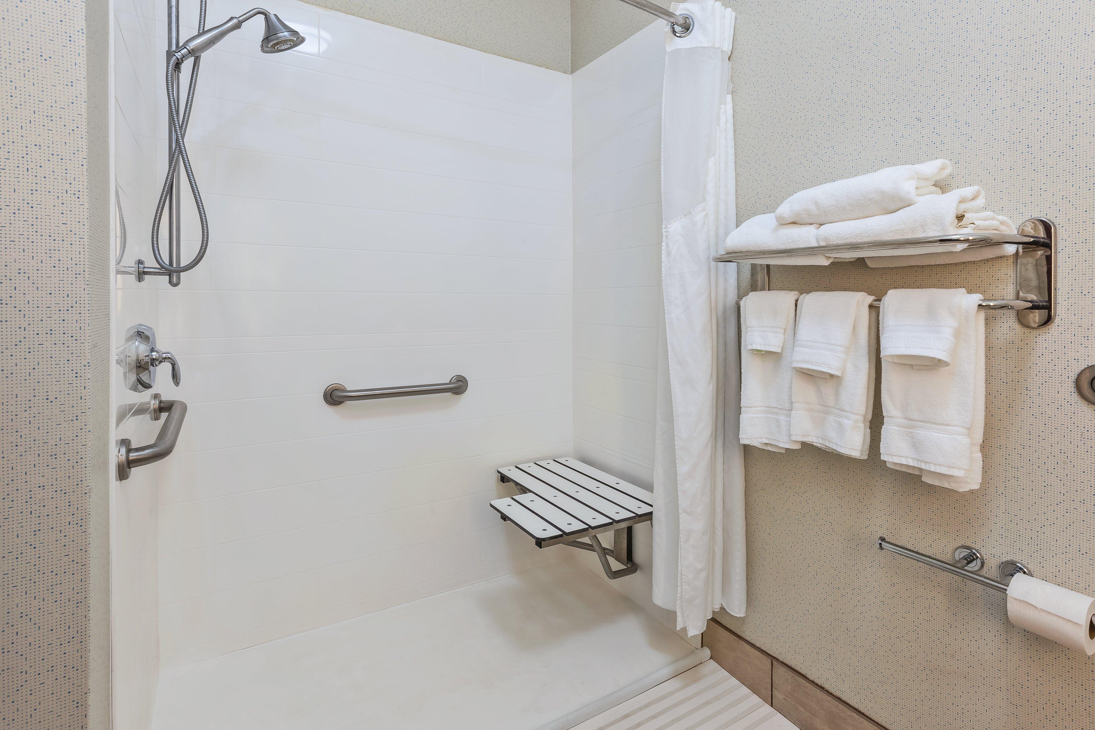 Holiday Inn Express Hotel & Suites Cleveland-Richfield By Ihg Brecksville Exterior foto