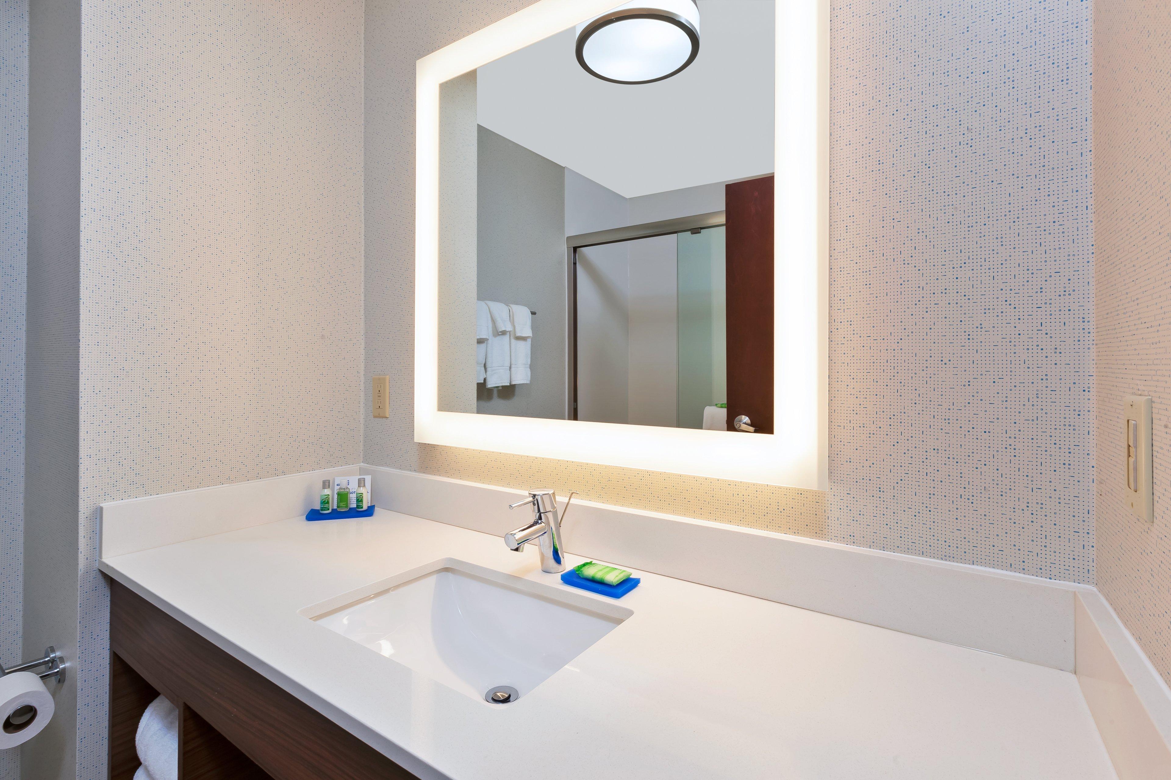 Holiday Inn Express Hotel & Suites Cleveland-Richfield By Ihg Brecksville Exterior foto