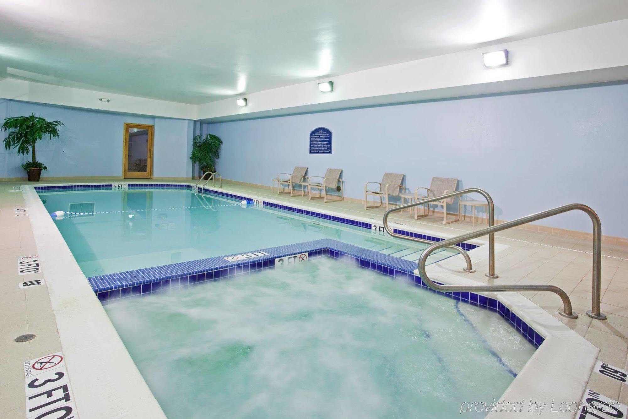 Holiday Inn Express Hotel & Suites Cleveland-Richfield By Ihg Brecksville Facilidades foto